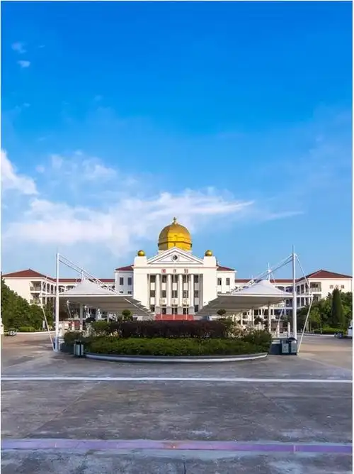 南京工业大学浦江学院(原来) - 绿巢号