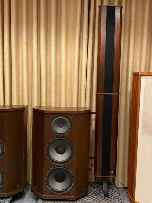 麦景图 mcintosh xrt 20 老款旗舰音箱(已出)