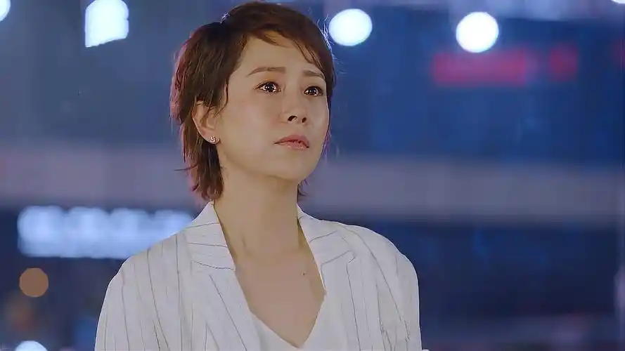 甜蜜:田蜜气常胜不敢表白,怎料他当众唱情歌求婚,瞬间变成泪人