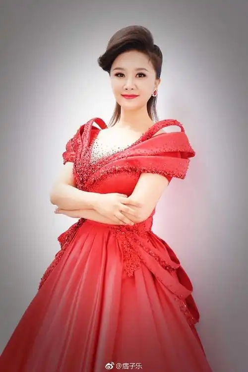 陕西省旅游形象大使,青年歌唱家郝萌受邀参加95陕西广播电视台春节