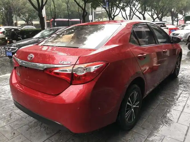丰田雷凌红色后左66609 0116.jpg