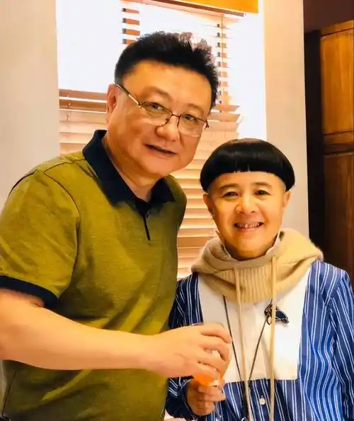 女婿身高1.95米,当初王宁坚决反对_刘青林_刘纯_王逸宸