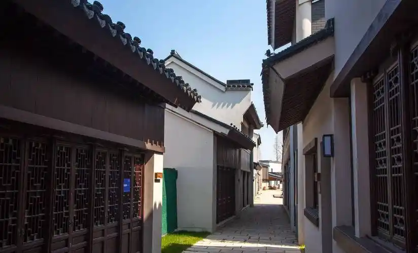 最新的上海古镇,1庙1古宅4古桥外,均为新建,上海青浦章堰古镇