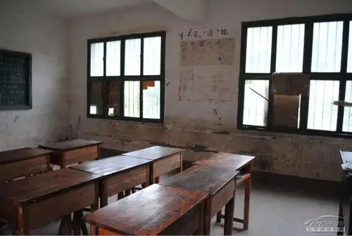 破旧的校舍