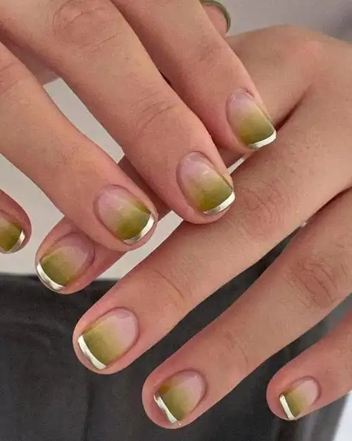 好看的纯色美甲清爽显手白