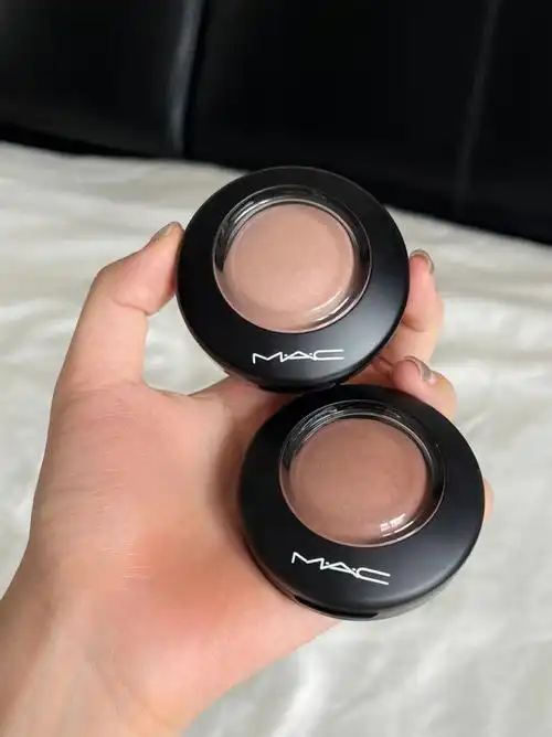 mac两颗冷门腮红禁欲裸色系