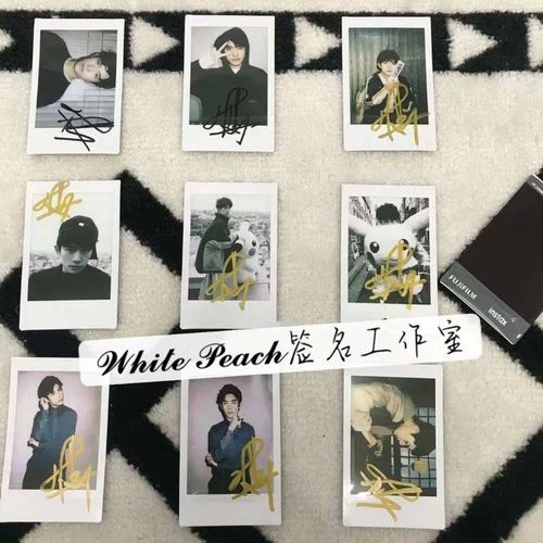 tfboys易烊千玺亲笔签名拍立得
