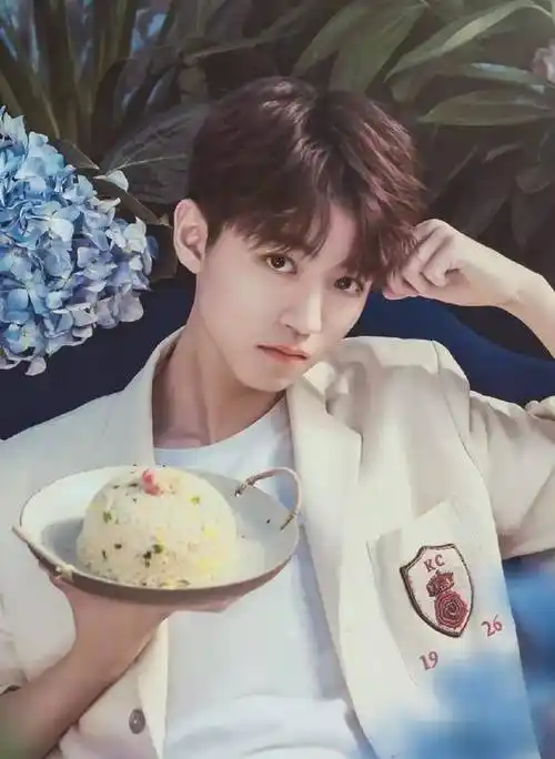 王俊凯12岁时做了一个决定,直接影响到他19岁的爱好_妈妈_味道_时候