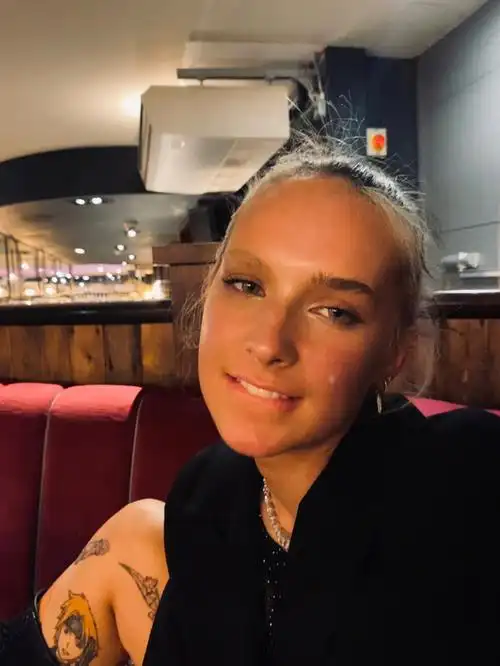 英国date和外国气质美女约会是什么体验