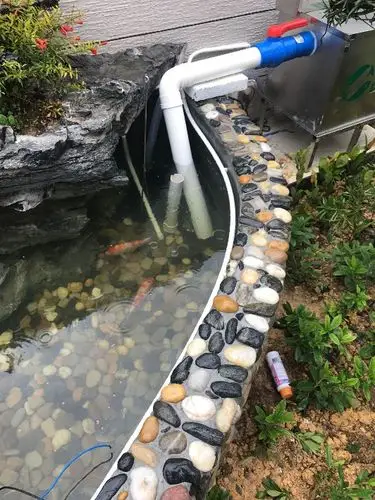 卡利净鱼池过滤器专注景观水处理20余年,机器整体 采用国家食品级044