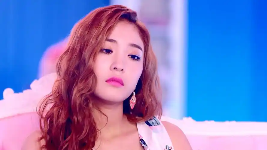 sonamoo松树韩国美女组合桌面壁纸图片第3张