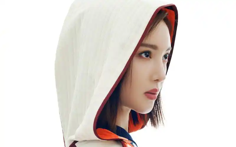 金晨运动风魅力写真桌面壁纸高清大图预览1920x1200_大陆明星下载_美