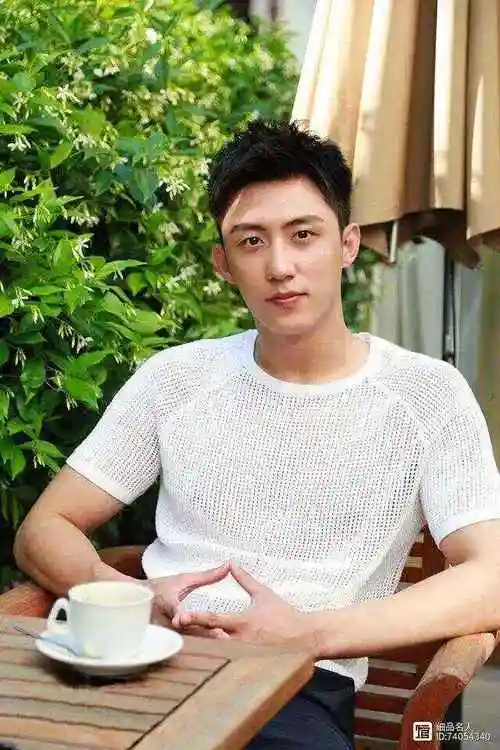 《维和防暴队》黄景瑜:从草根奋斗成流量小生,离婚6年仍单身