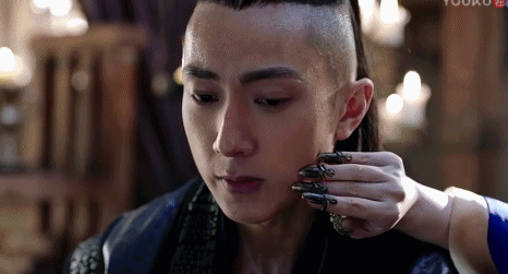 忘了尔晴袁春望天后吧,吴尊这个反派居然让人有点心疼