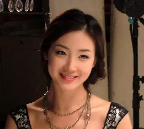 【图】宋承宪女友崔智友吗? 网曝崔智友曾是宋承宪的女友