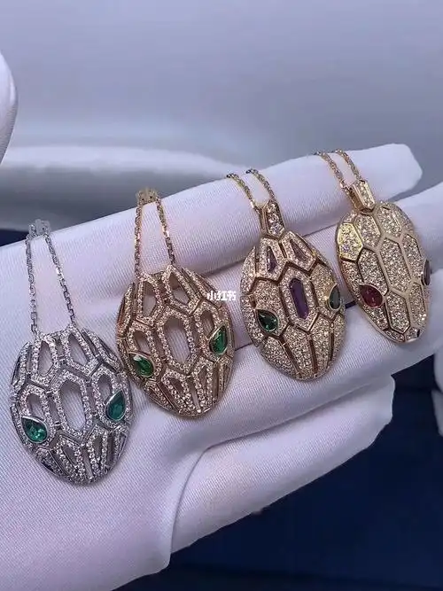 宝格丽蛇头项链