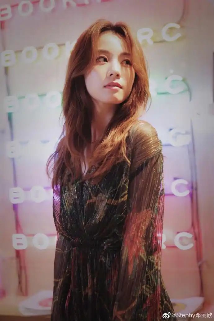 邓丽欣超话	好萊塢電影常出現的標記	終於去現場了	有點想念洛杉磯的