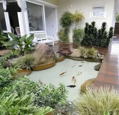 收藏实用又美观40款有设计感的鱼池庭院案例