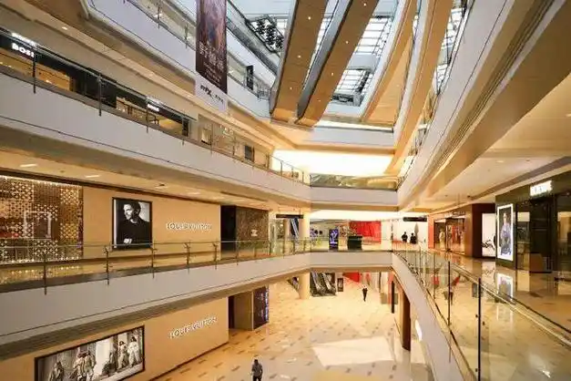 爱马仕,迪奥,gucci等万象城,深圳最高端的购物中心之一深圳万象城享受