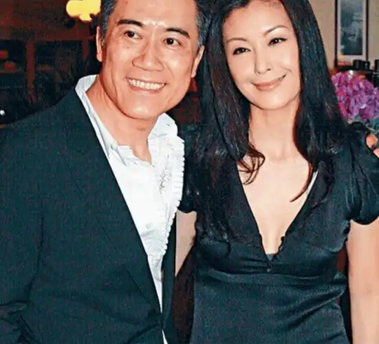 "被窝还没睡热"就分道扬镳的明星, 第一位的婚姻仅仅13天