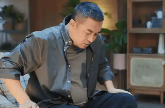 开播2天收视都拿第一,张嘉译这次又抽到"王炸"了?