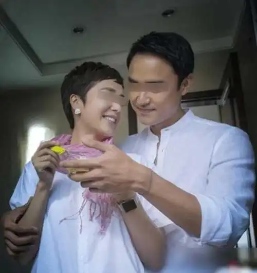 突然官宣二胎,高调晒出孕照,却被网友羞辱:不爱还生,迟早得分|明道