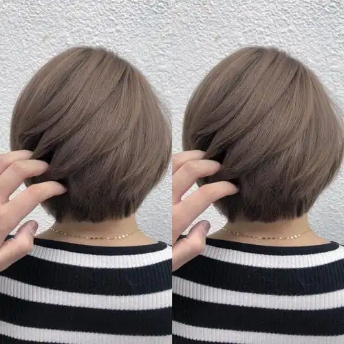 奶茶色,适合皮肤亮度比较高的妹纸……春暖花开的季节,可以给自己头发