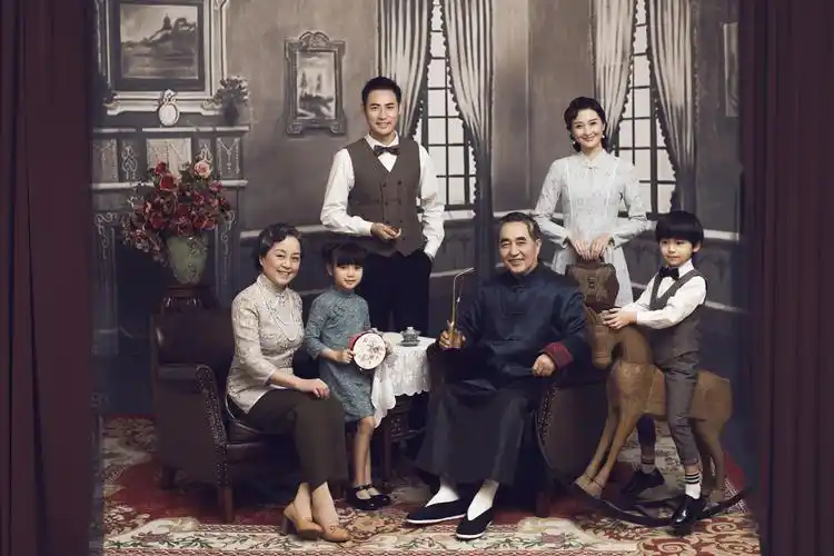 私人定制全家福(3到5人)/亲子照