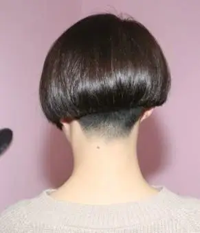 小妹剪bob发型后漂亮多了-芳飞1299