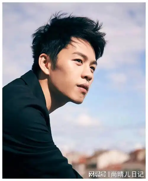 李鸿其想与王紫璇结婚网友我倒要看看李现包多少份子钱