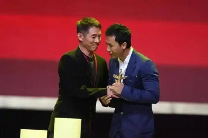 李连杰打甄子丹甄子丹被李连杰打哭