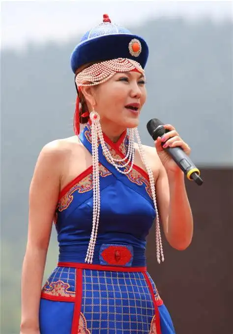 蒙古族女歌手名单大全(乌兰图雅获评"德艺双馨")