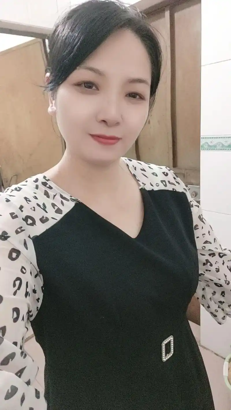 时间在变 随着年龄的增长 我要的很简单懂你的人自然懂 . - 抖音