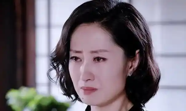 事实证明:宁愿净身出户也要离婚的刘敏涛,已经狠狠"打脸"前夫