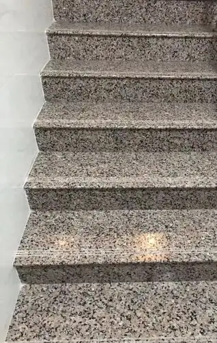 大理石楼梯及花岗岩楼梯优缺点解析谁更优秀附精美实拍案例