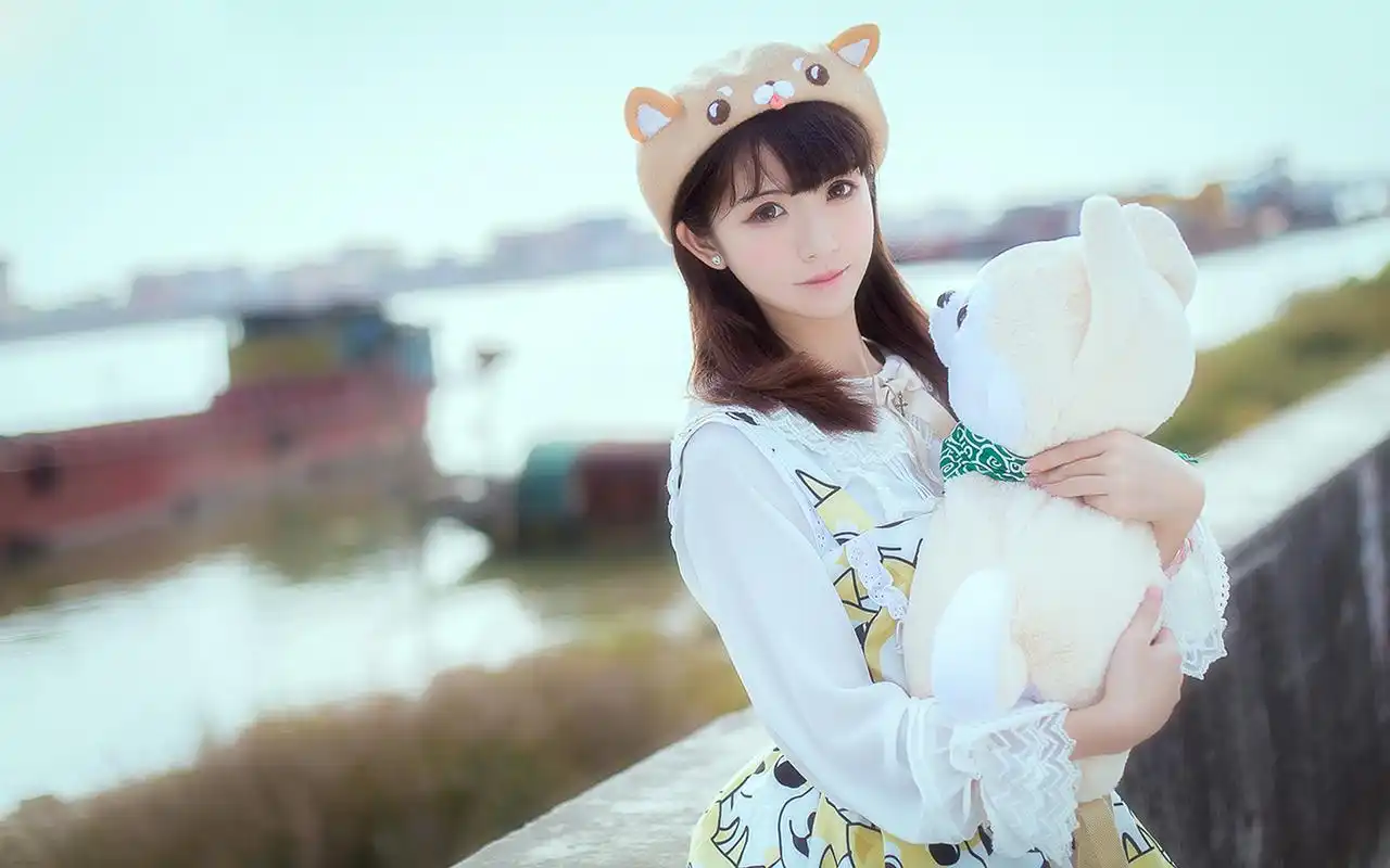 可爱萝莉清新自然唯美写真桌面壁纸高清大图预览1440x900_美女壁纸