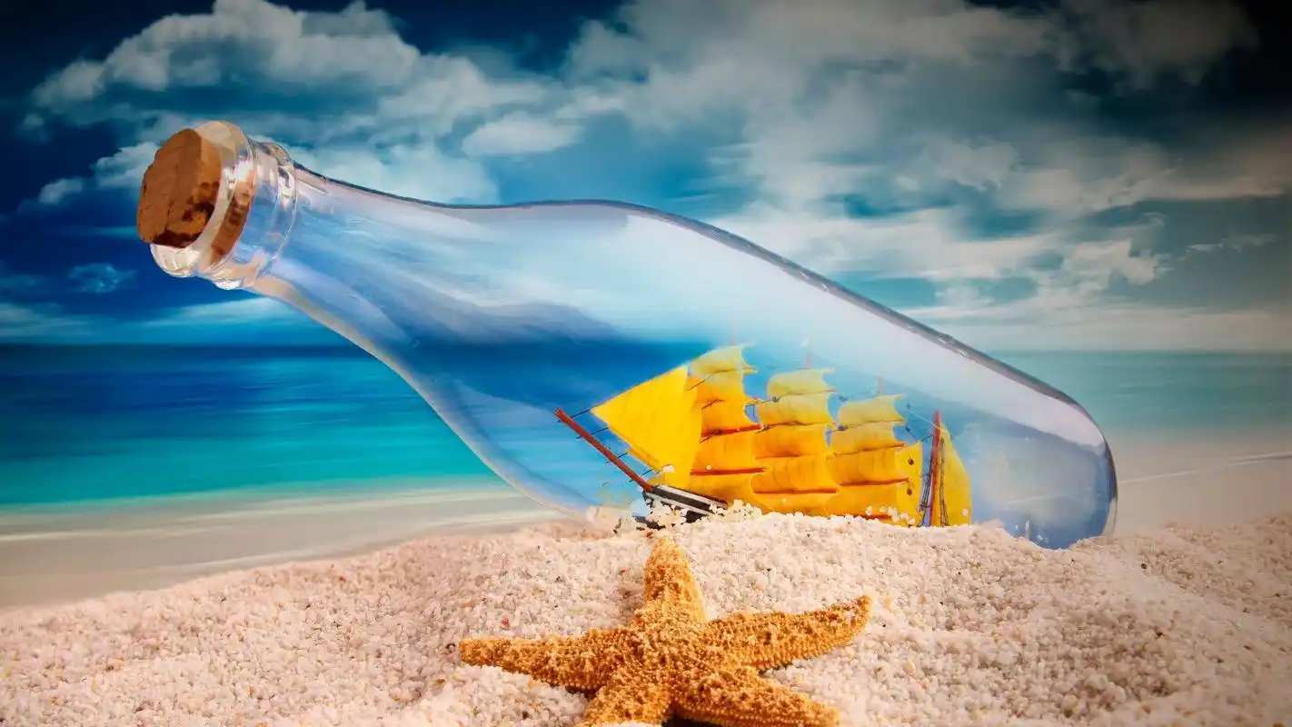 精美的漂亮瓶子宽屏桌面壁纸高清大图预览1920x1080_设计创意下载_美