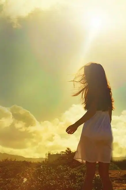 那些美好的记忆散落在风中唯美意境的qq空间素材