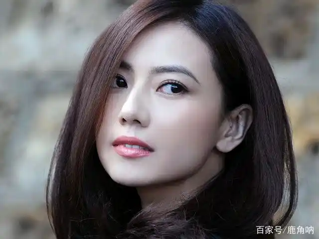 娱乐圈中,6位圆脸女明星,40岁也不过时!