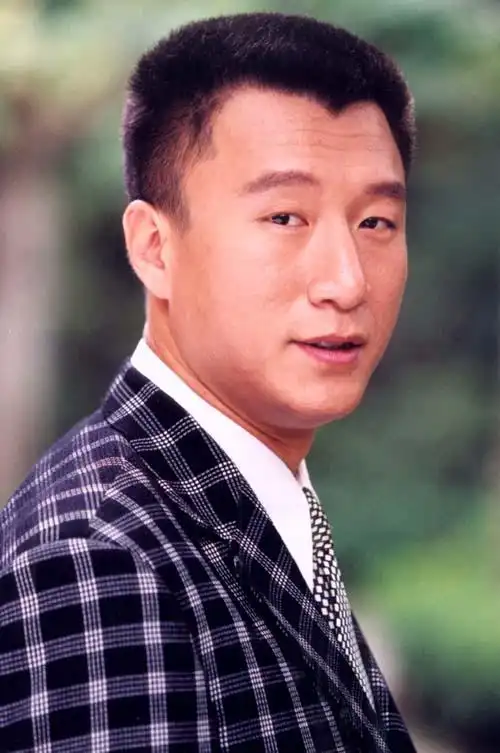 《像雾像雨又像风》主演剧照(28)--孙红雷(饰陈莱)