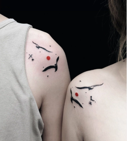 具有独特意义的情侣纹身图案大全不一样的撒狗粮方式16