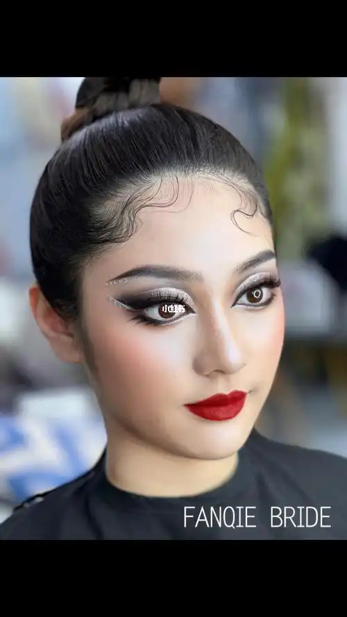 上一条的妆面记录96#拉丁妆#欧美妆#舞台妆 #儿童舞台妆#化妆造型