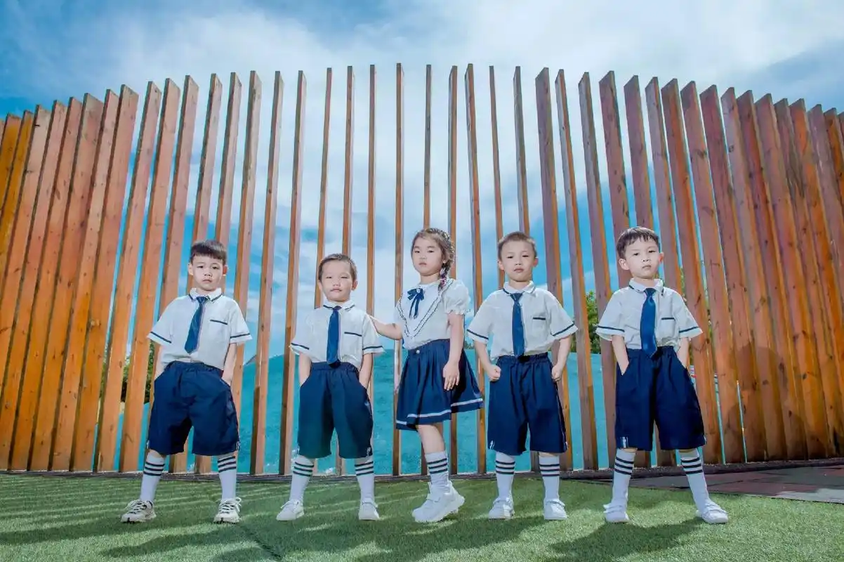 毕业季 常宁市幼儿园22年大五班毕业照 摄影:阿荣#可爱到爆 - 抖音