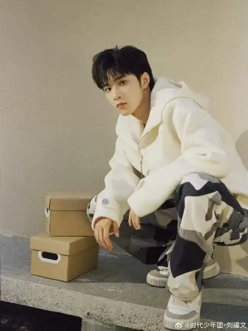 新声唱作人刘耀文##刘耀文blue