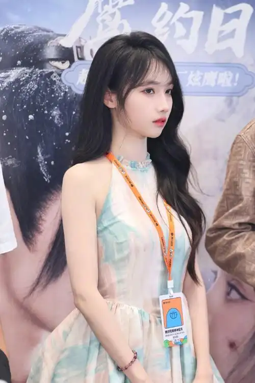 雪鹰领主鹅厂团建日##snh48宋昕冉腾讯扫楼