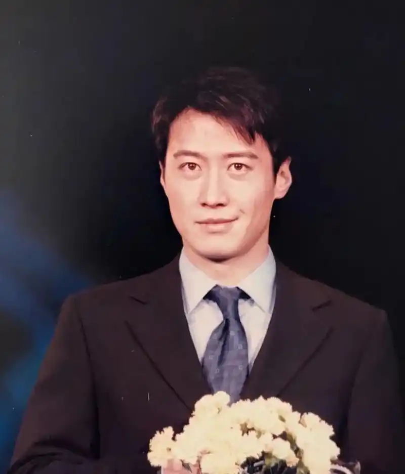 年轻时候的黎明连我都要退避三舍[二哈]#第一眼就心动的明星