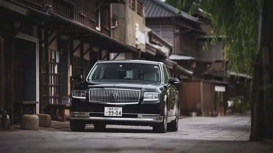 沧海遗珠永远无法被理解的日式豪华轿车丰田世纪