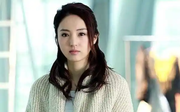 拥有舞蹈经验的董璇,成为演员很幸运,却在感情当中让人遗憾_因为_角色