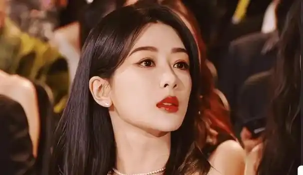 240109杨紫闪耀微博之夜期待盛典的每一个璀璨瞬间