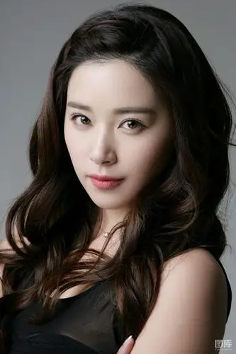 是现代装好看,还是古代装好看呢?